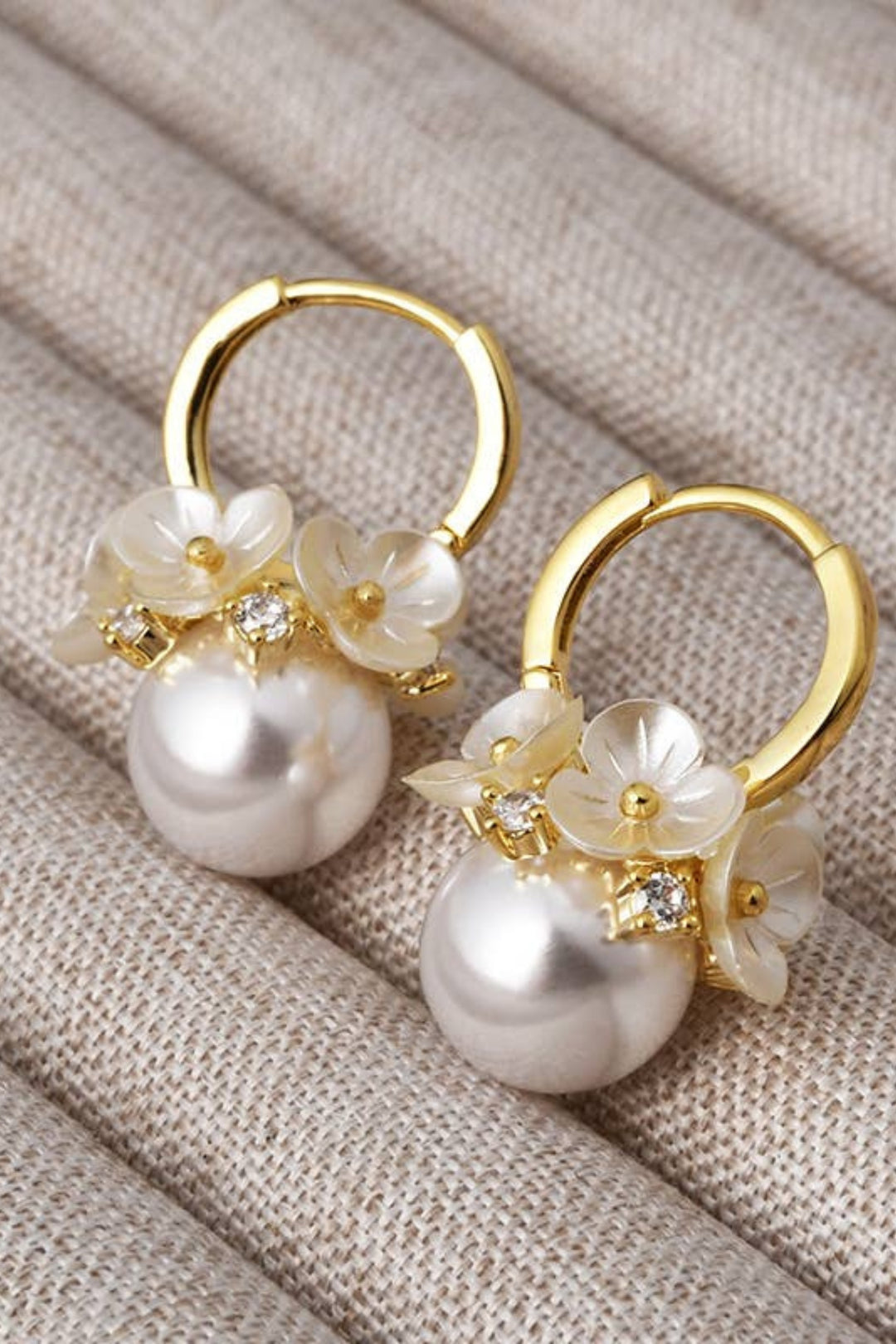 Pearl Hoop Flower Earings