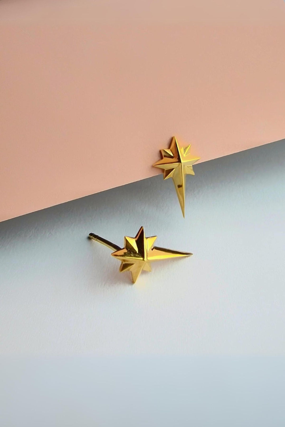 Vurchoo 1116 Gold Rising Star Stud Earrings