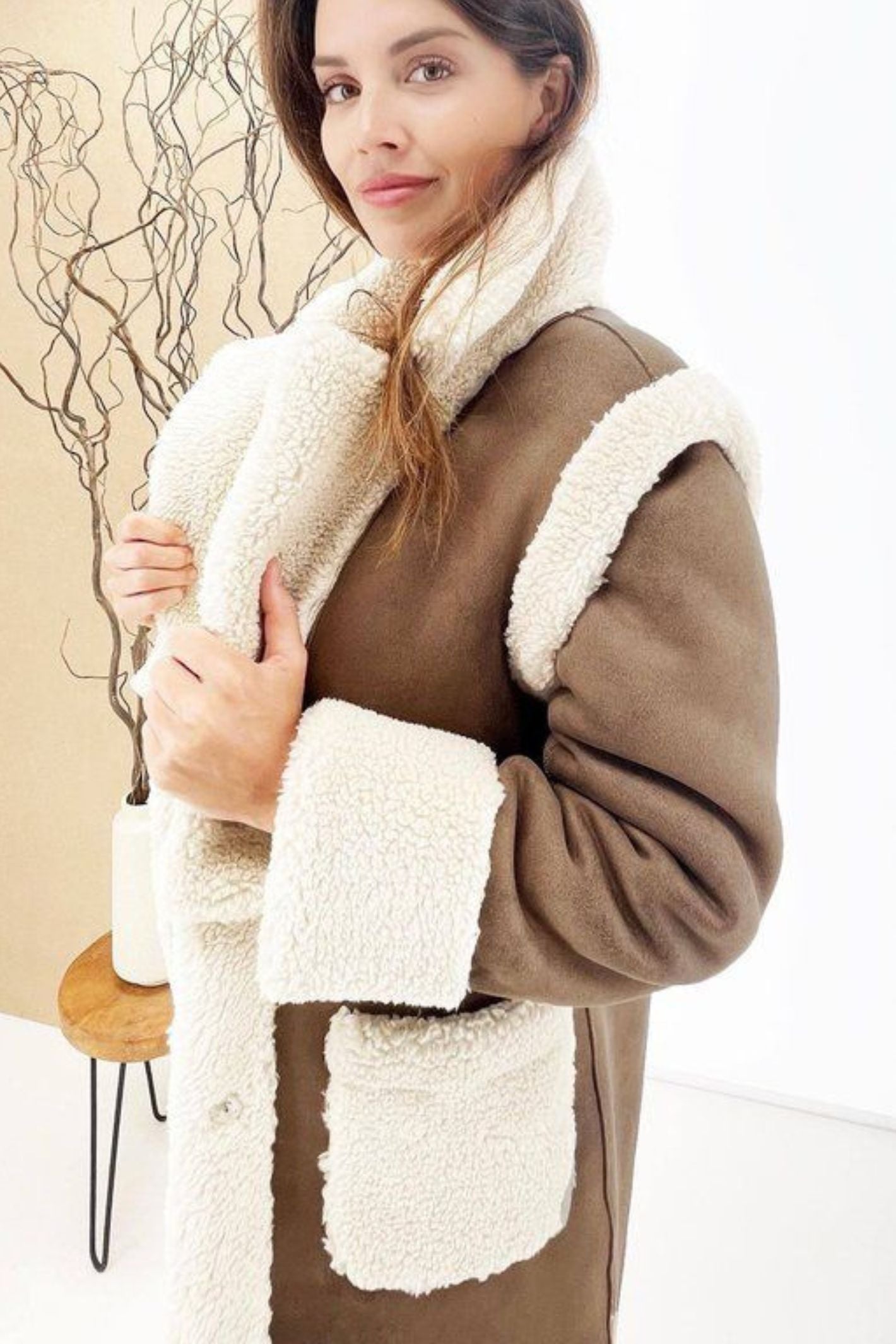 K Design X910 Vintage Taupe Reversible Wear 4 Ways Faux Fur Coat –  Experience
