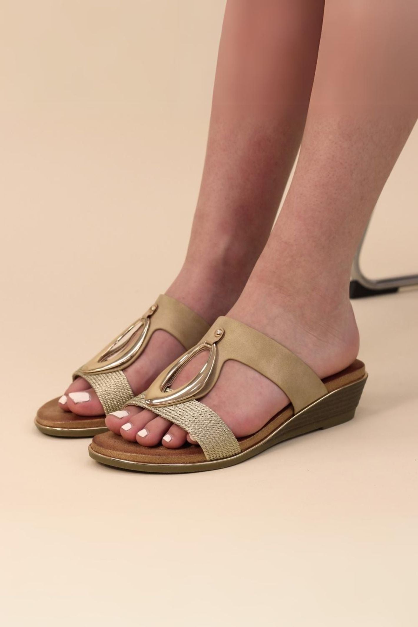 Lunar Cassidy Wedge Sandal Beige