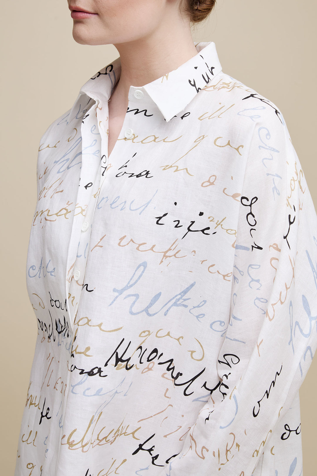 Uchuu CS24-632 White Script Print Linen Shirt - Experience Boutique