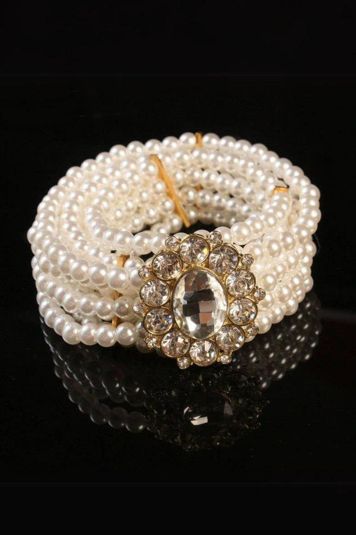 Crystal Sparkle Oval Buckle Pearl Belt