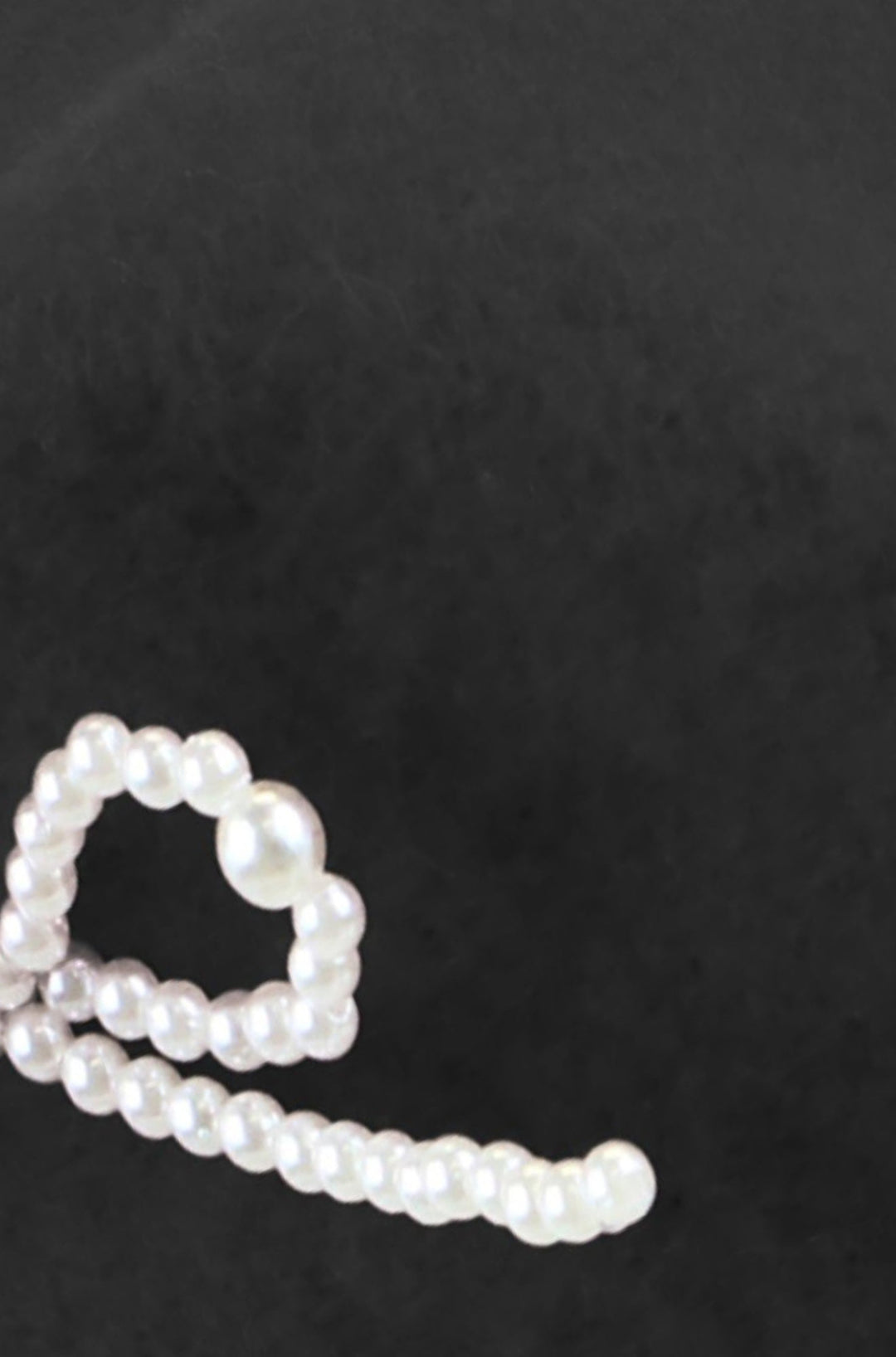 Yumi Black Pearl Bow Beret