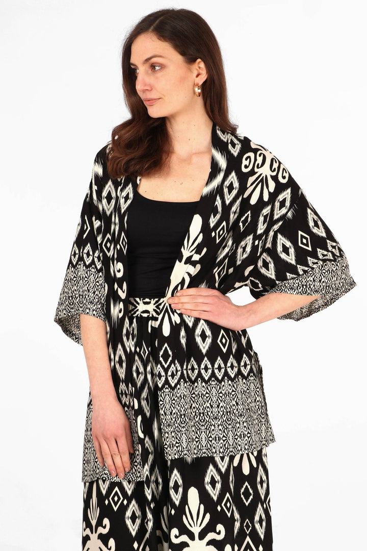 Black Ikat Print Short Sleeve Kimono