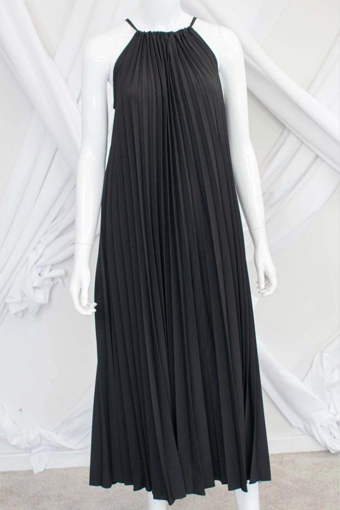 Black Tie Neckline Pleated Maxi Dress