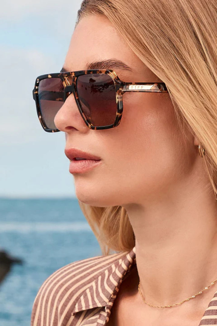 Diff Cameron Tortoise Navigator Polarazied Sunglasses