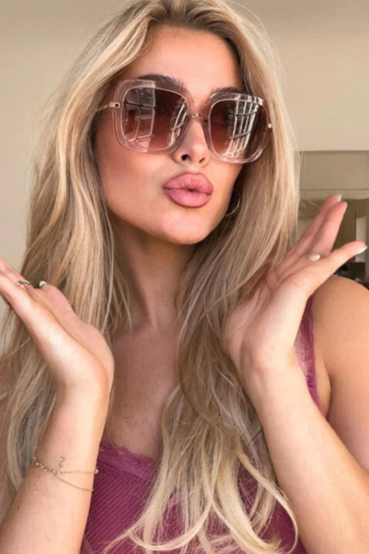 Diff Sandra Pink Gradiant Square Scratch Resistant Sunglasses