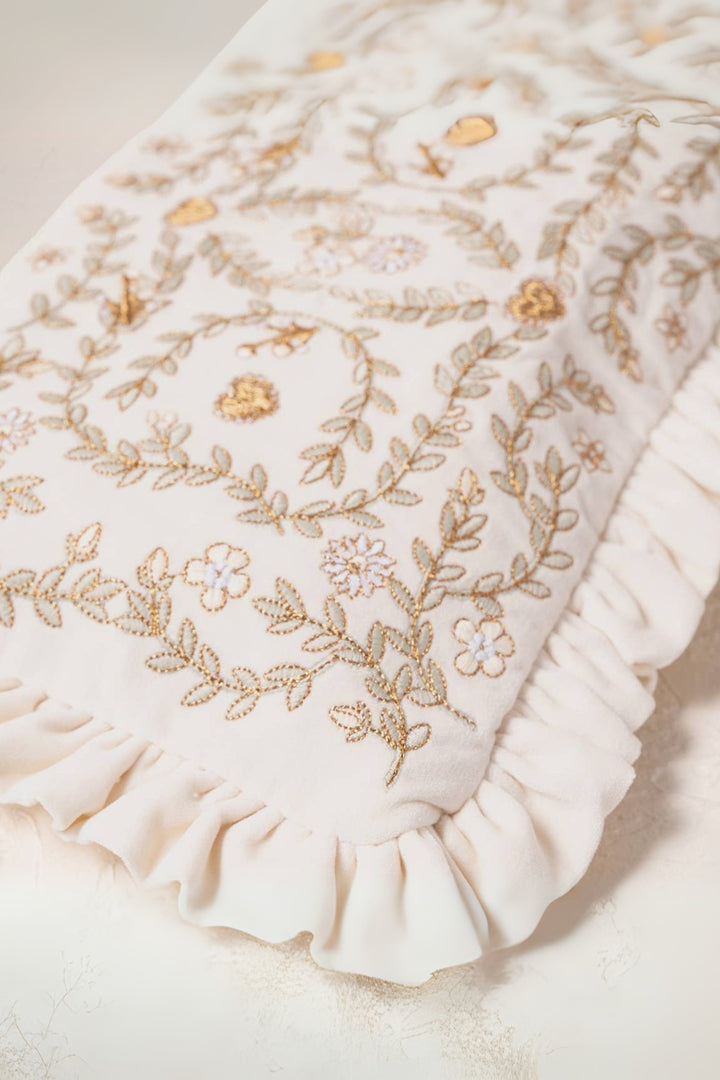 Elizabeth Scarlett Mediterranean Garden Bride Frill Pouch
