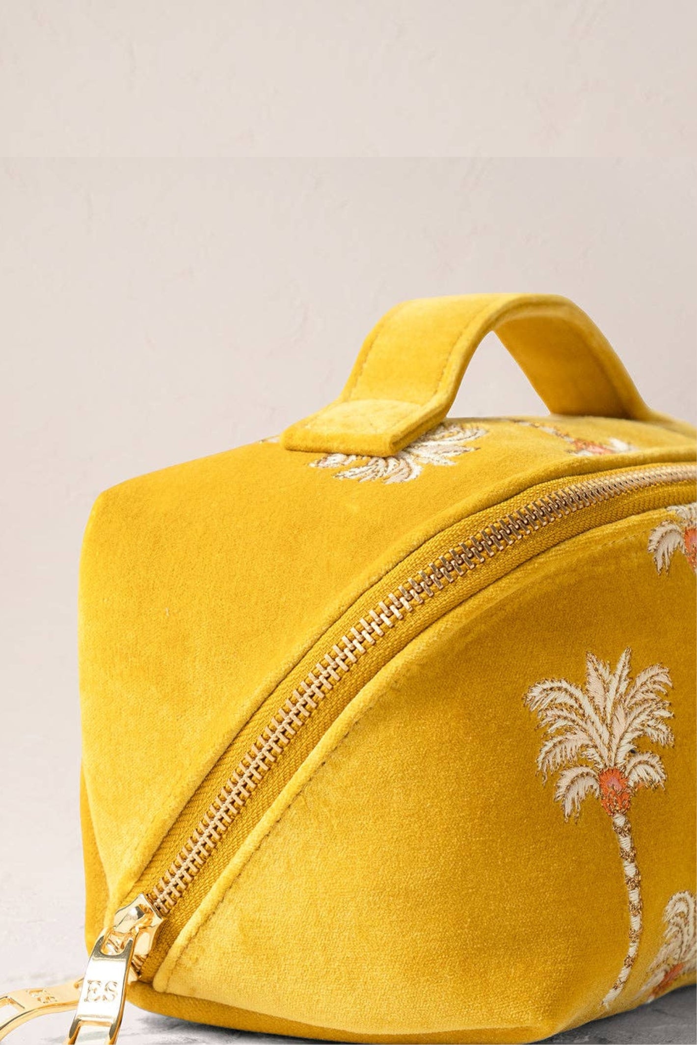 Elizabeth Scarlett Sunrise Palms Open Flat Velvet Makeup Bag