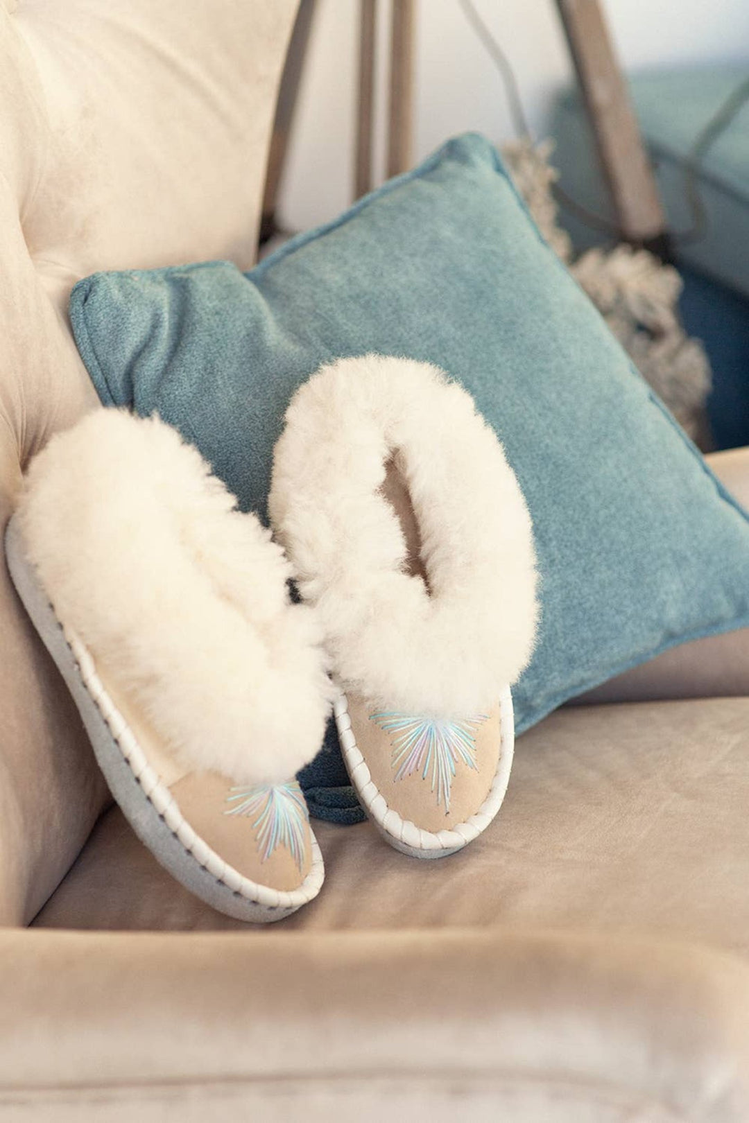 Elsa Natural Sheepskin Full Slipper