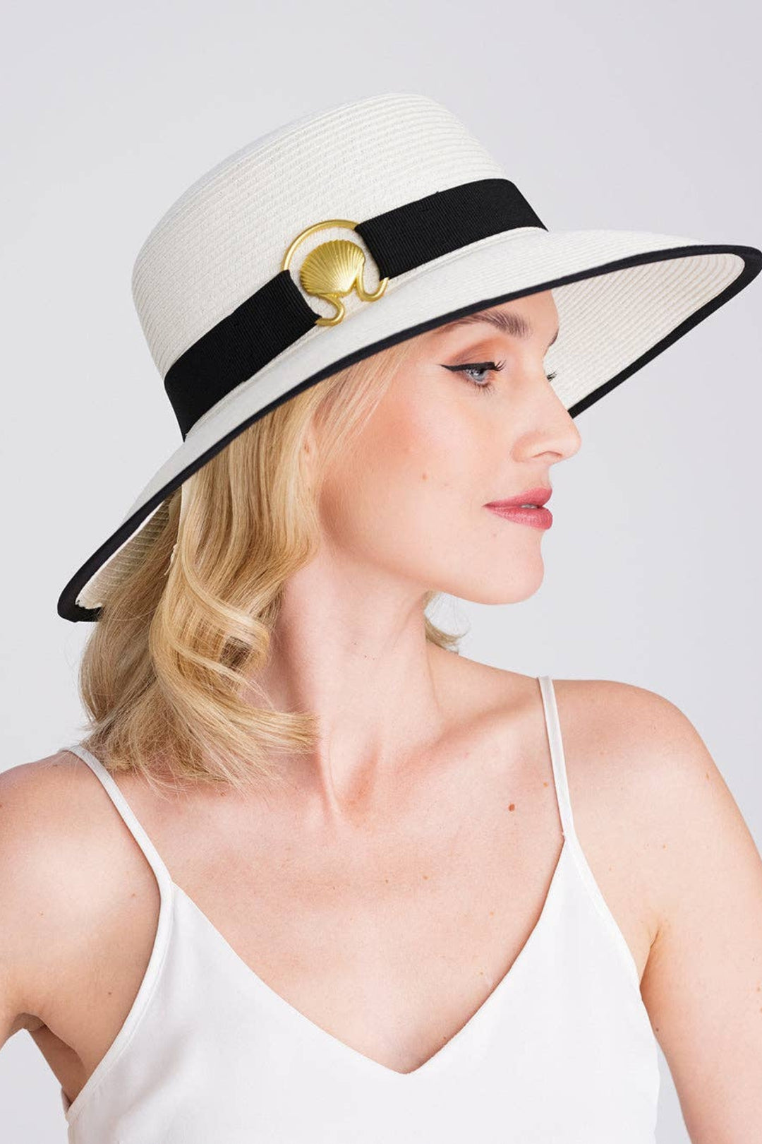 Gold Seashell White Straw Sun Hat