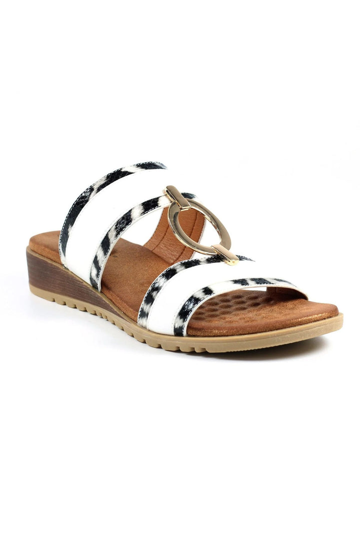 Lunar JLH394 White Bayswater Sandals