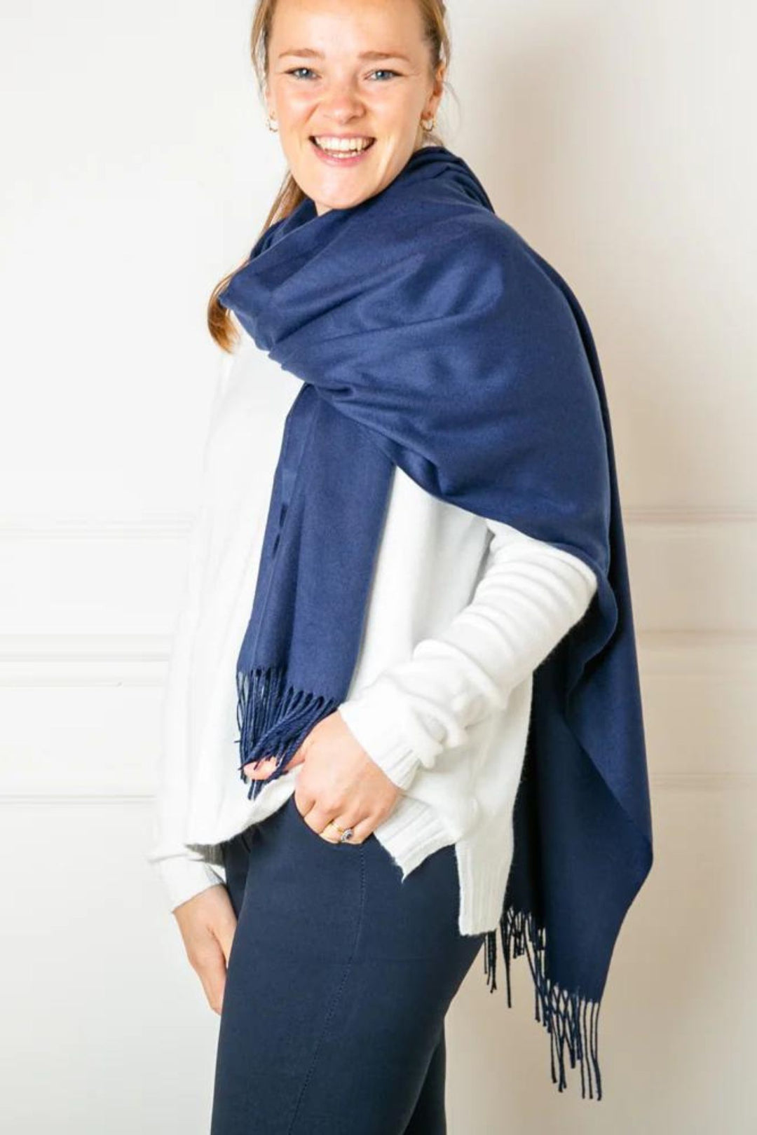 Navy Super Soft Cashmere Mix Pashmina