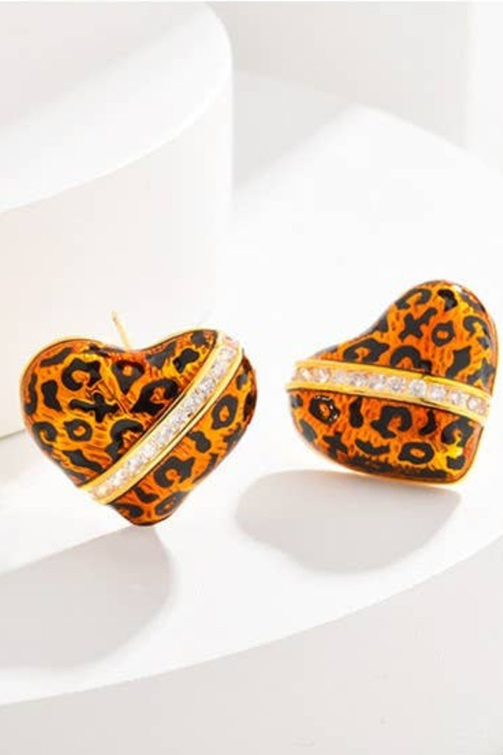 Retro Leopard Heart Earrings in Gold