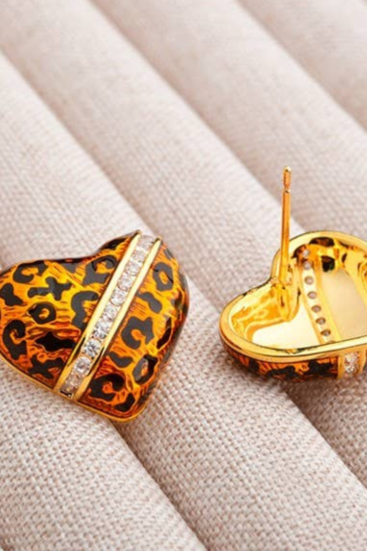 Retro Leopard Heart Earrings in Gold