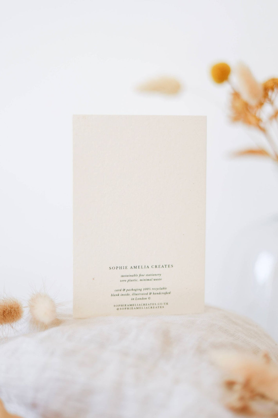Sophie Amelia Creates Wedding cake Card