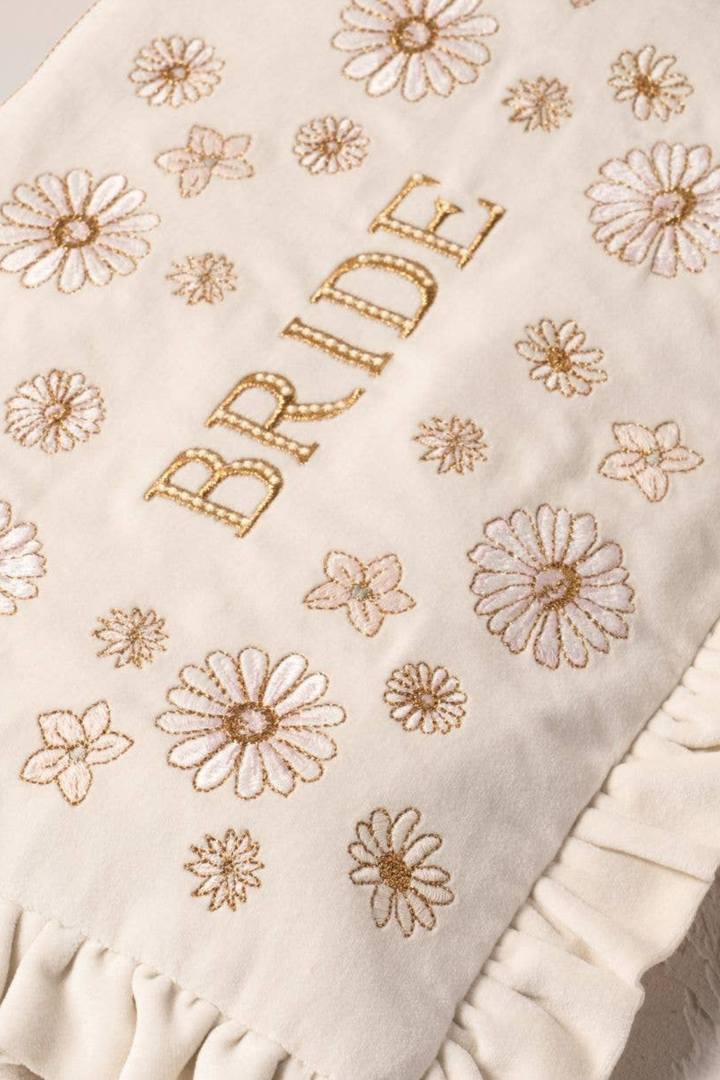 Eliabeth Scarlett Daisy Dream Bride Frill Pouch