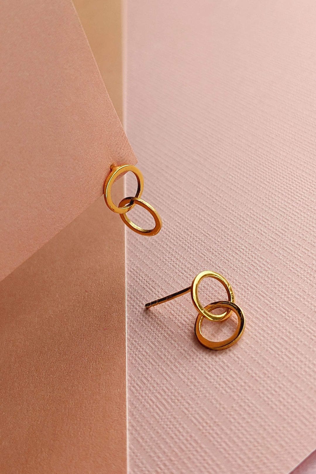 Vurchoo 1055 18K Gold Forever Rings Earrings