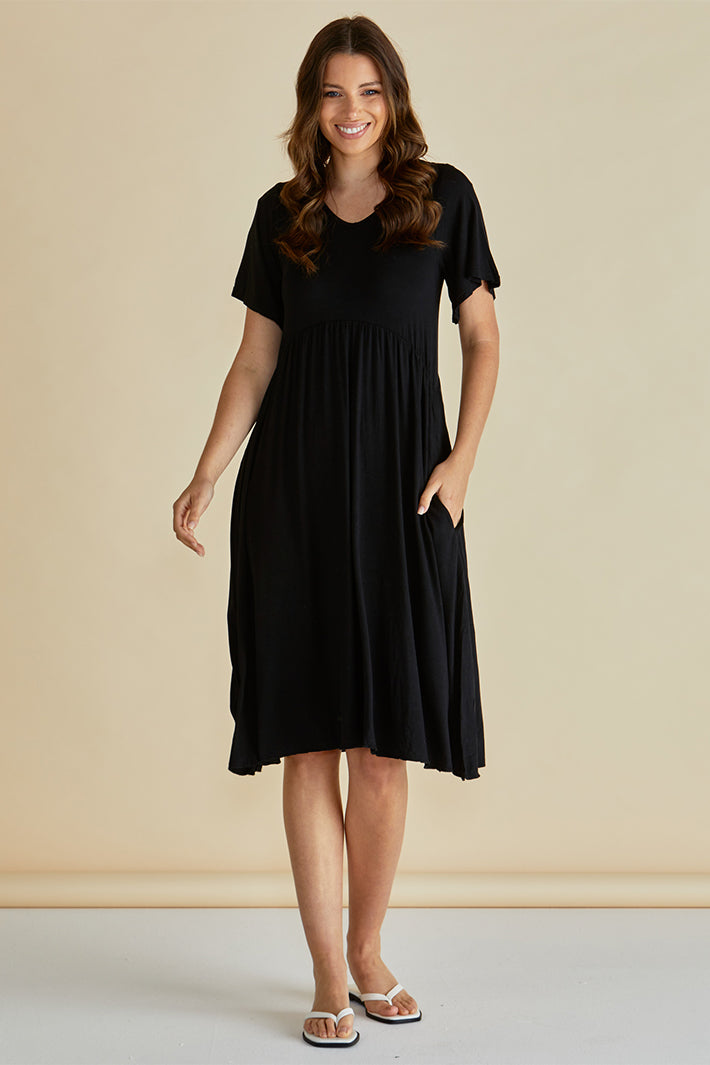 Betty Basics BB5030 Donna Black V-Neck Dress