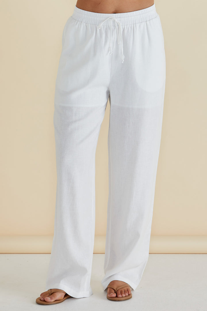 Betty Basics BB8437 Zaza White Relax Fit Linen Mix Trousers