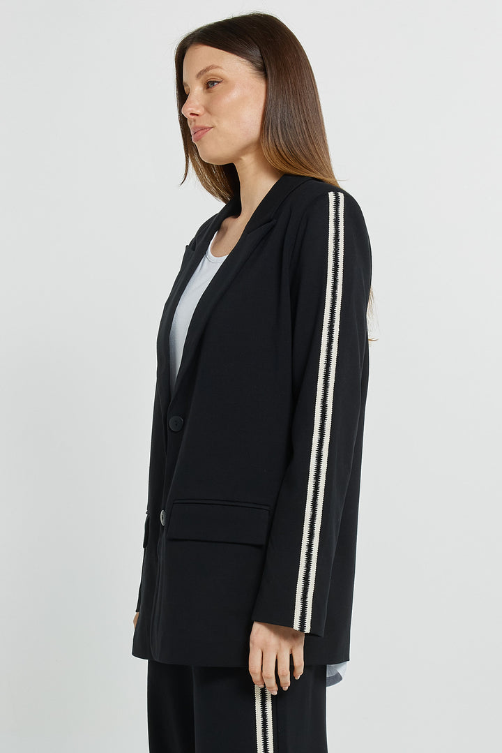 Betty Basics BB6112 black tailored blazer at Experience Boutique