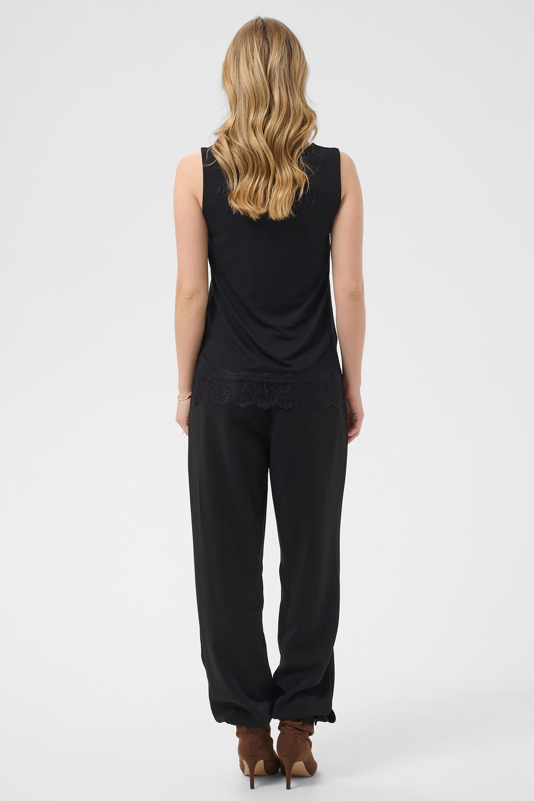 Cream Clothing CRAlvaia pitch black jersey lace top, packshot