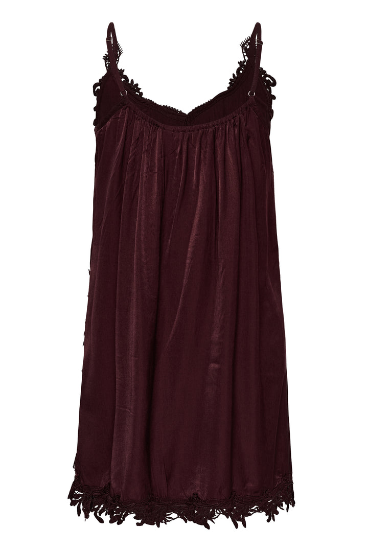 Cream Clothing CRAnna Fudge Red Lace Longline Vest Top 10615615 191619, back view flat