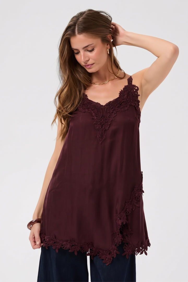 Cream Clothing CRAnna Fudge Red Lace Longline Vest Top 10615615 191619