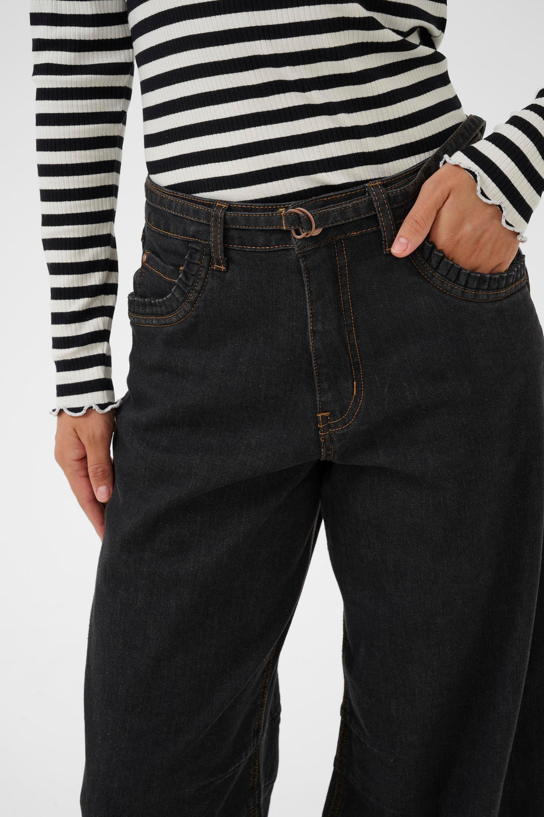 Cream Clothing CRCaysa Ankl Black Washed Denim Relaxed Fit Barrel Jeans 10614503 105225
