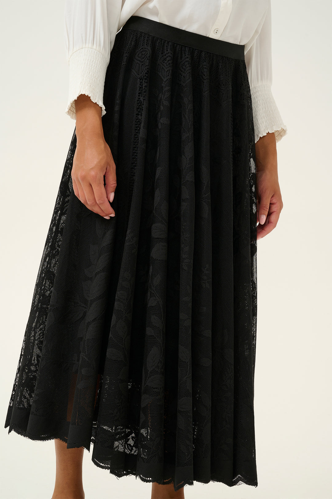 Cream Clothing CRLuanna Pitch Black Lace Midi Skirt 10613856 100120 - Experience Boutique