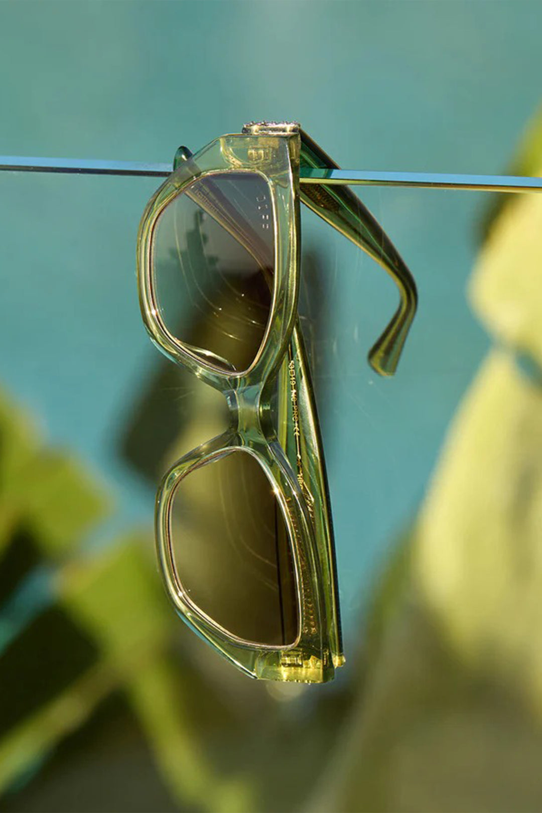 Diff The White Lotus Green Thailand Scratch-Resistant Sunglasses