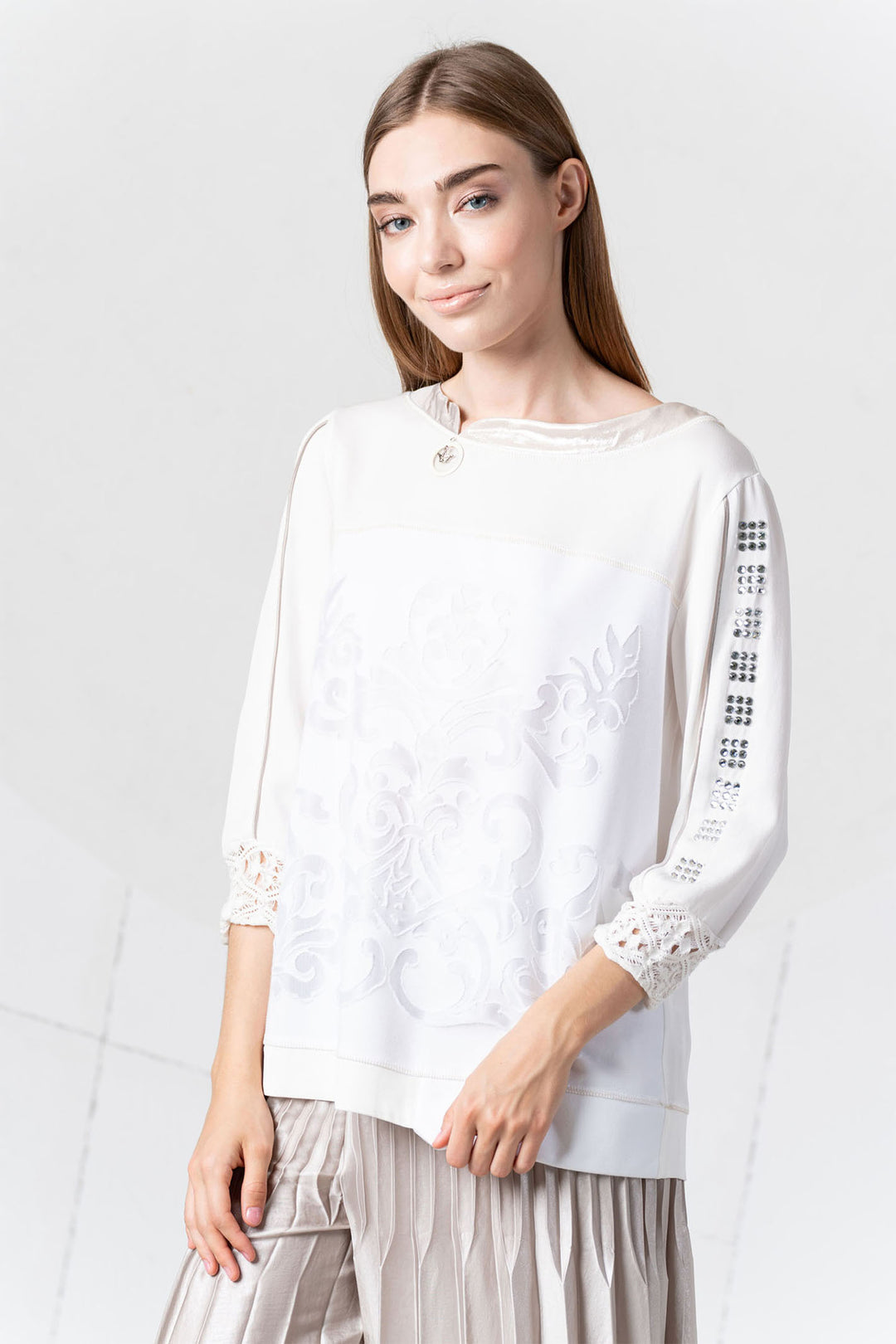 Elisa Cavaletti Sweatshirt Diamante Sleeve Detail Cream White EJP255523500 03180 - Experience Boutique