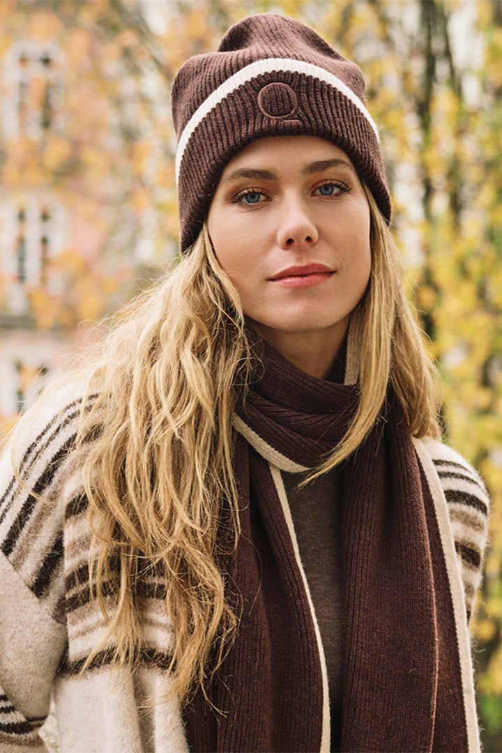 Esqualo 07551 Cacao Brown &amp; Cream Knitted Hat, styled