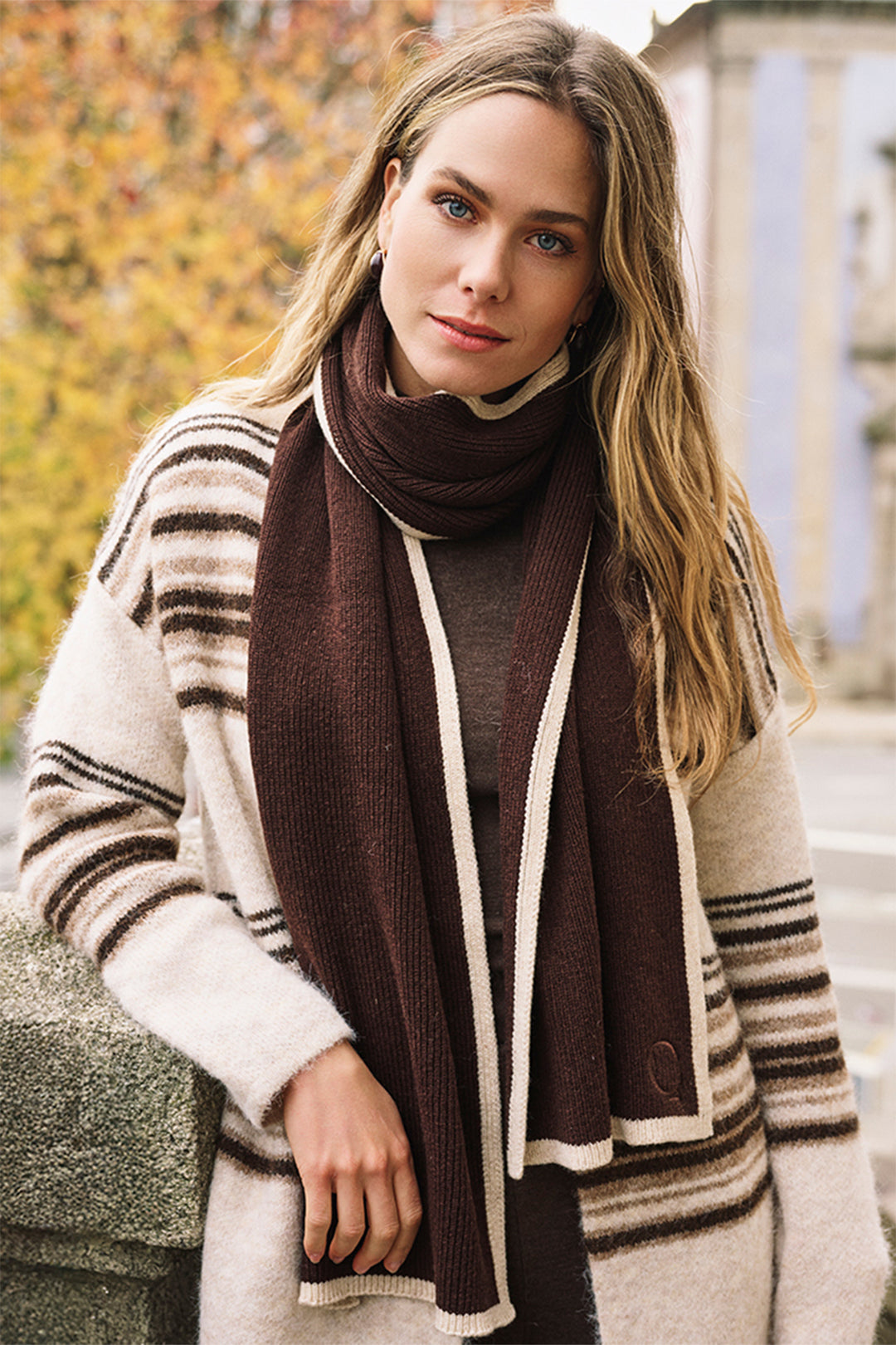 Esqualo 07552 Cacao Brown & Cream Knitted Scarf, styled