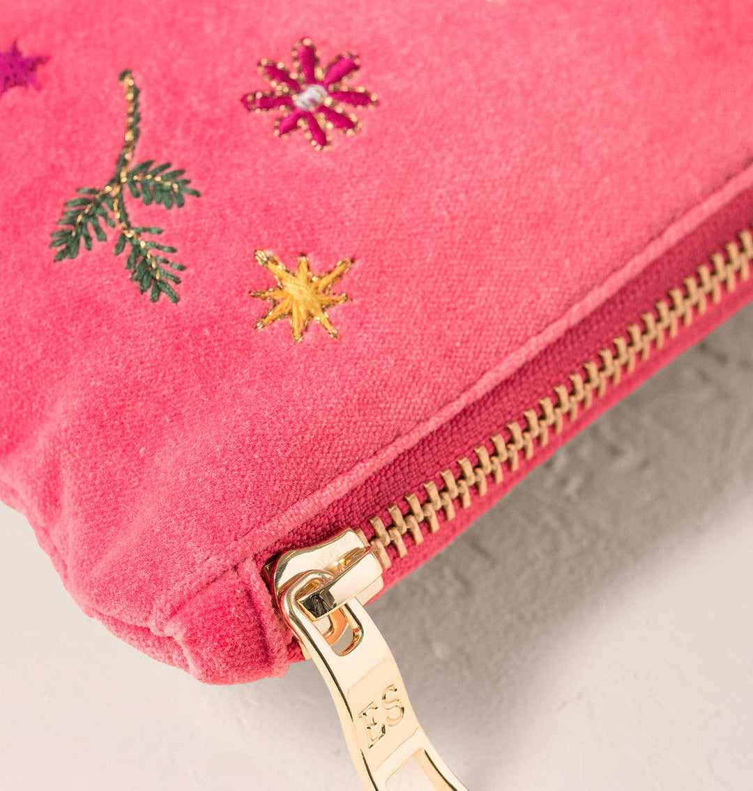 Elizabeth Scarlett Spiced Coral Doves of Peace Everyday Pouch