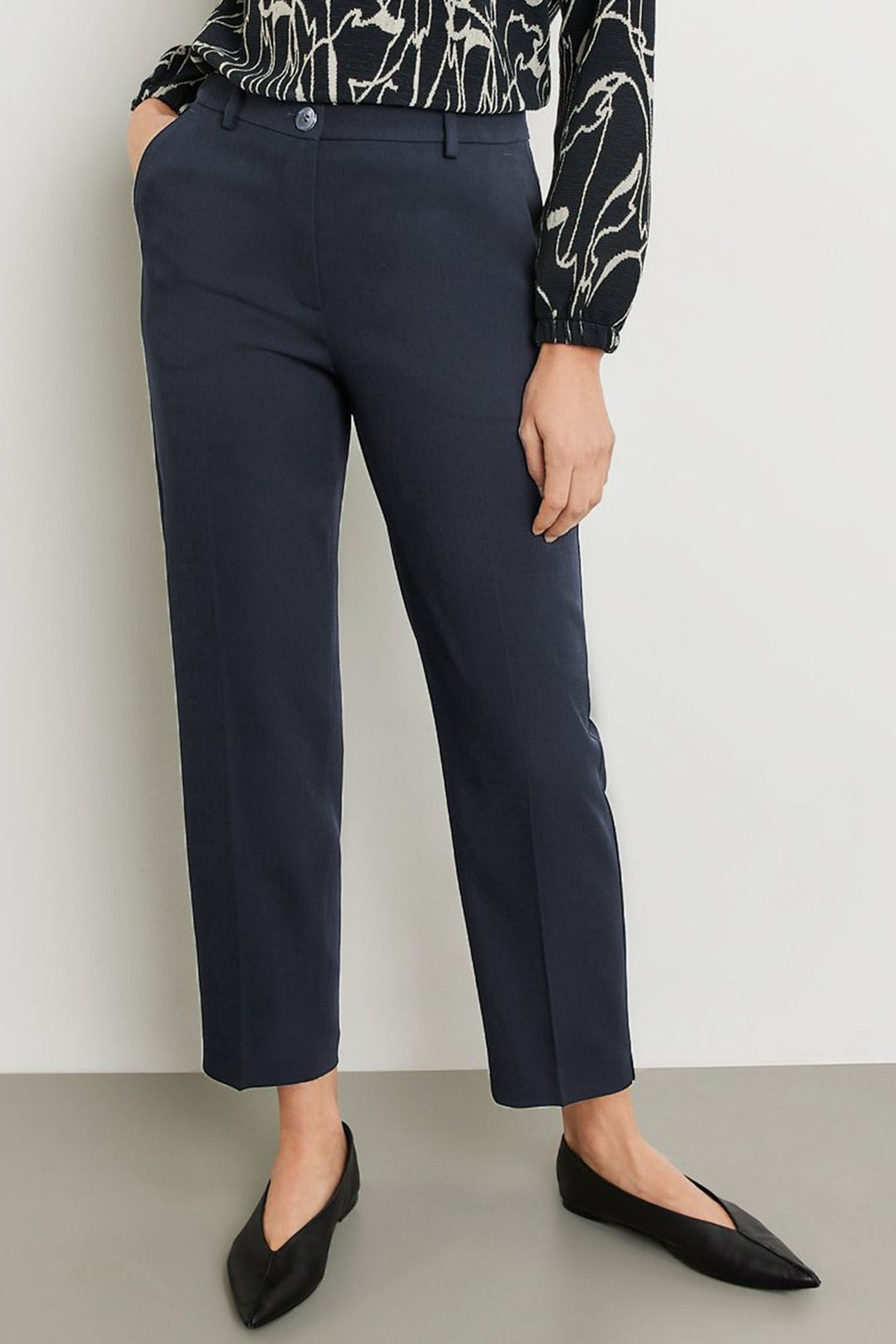 Gerry Weber 320008 31250 Navy Straight Fit Trousers - Experience Boutique