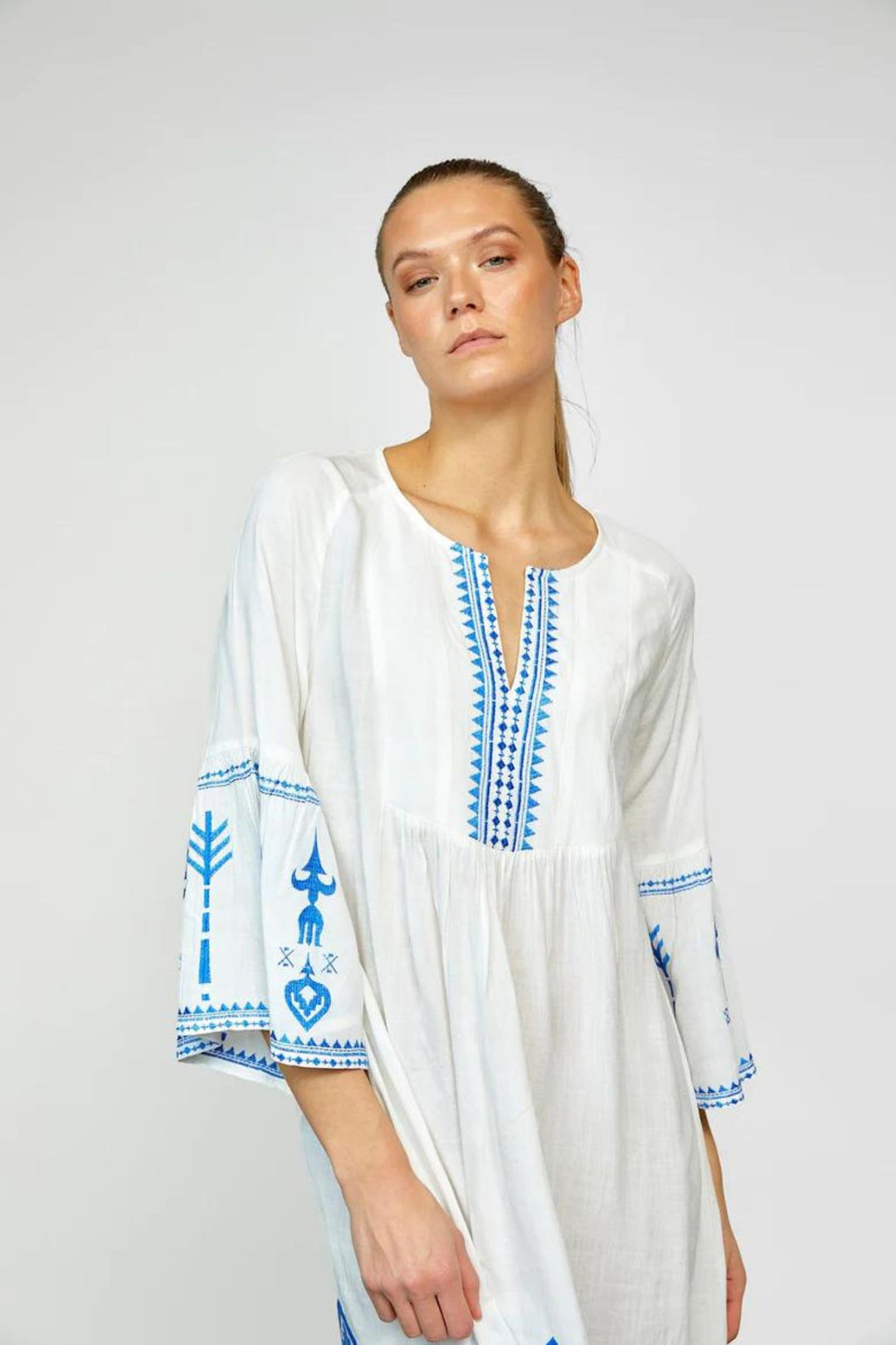 Gomaye 28822 White Blue Embroidered Dress
