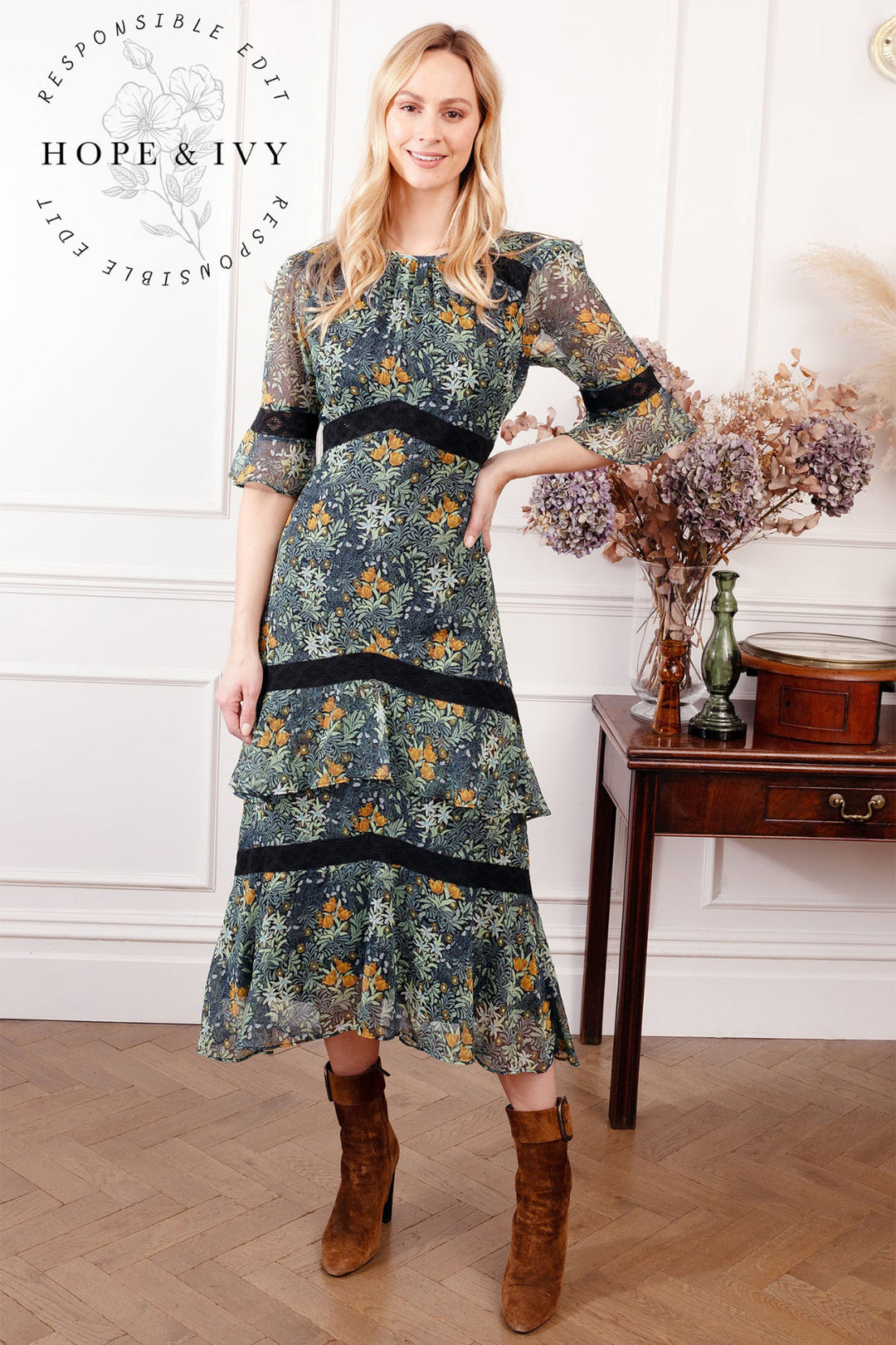 Hope & Ivy William Morris Society The Bower Dress - Experience Boutique