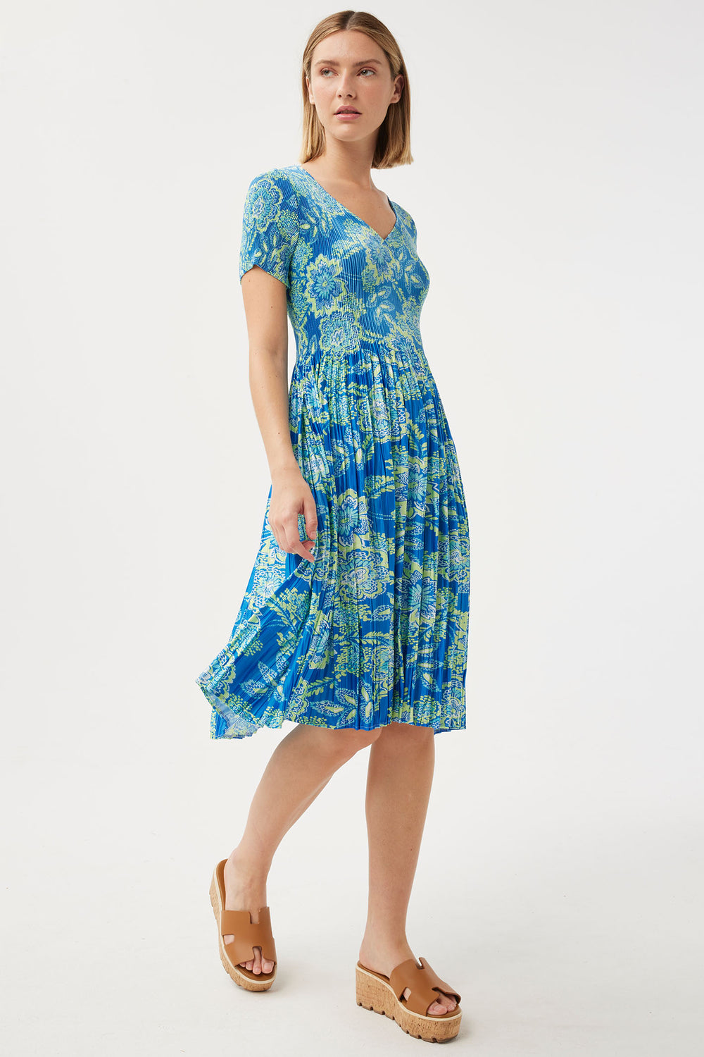 Leo & Ugo KER219 Blue Flower Print V-Neck Short Sleeve Pleat Dress - Experience Boutique