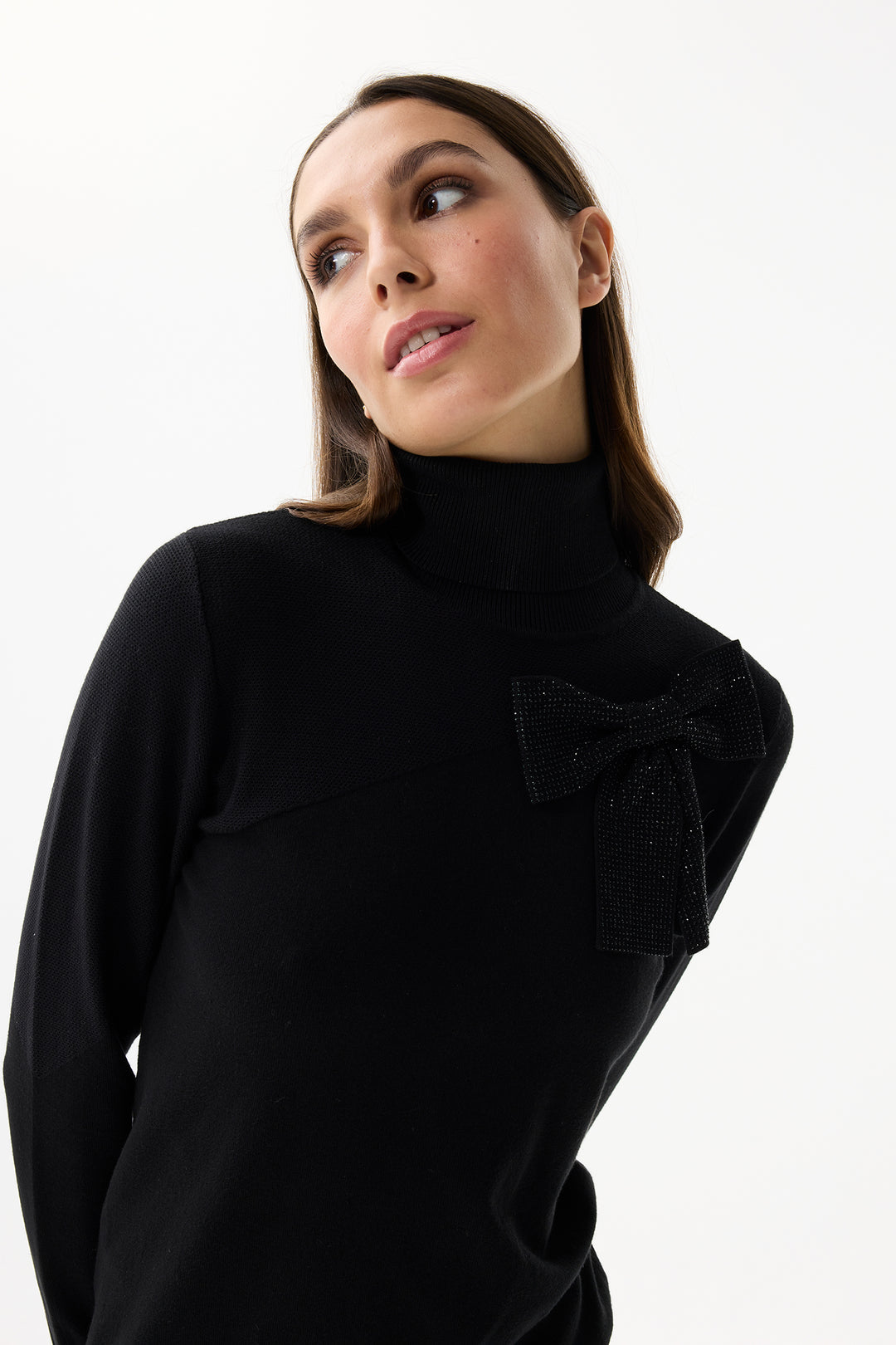 Leo & Ugo Top BW300 Black Crystal Bow Polo Neck Jumper