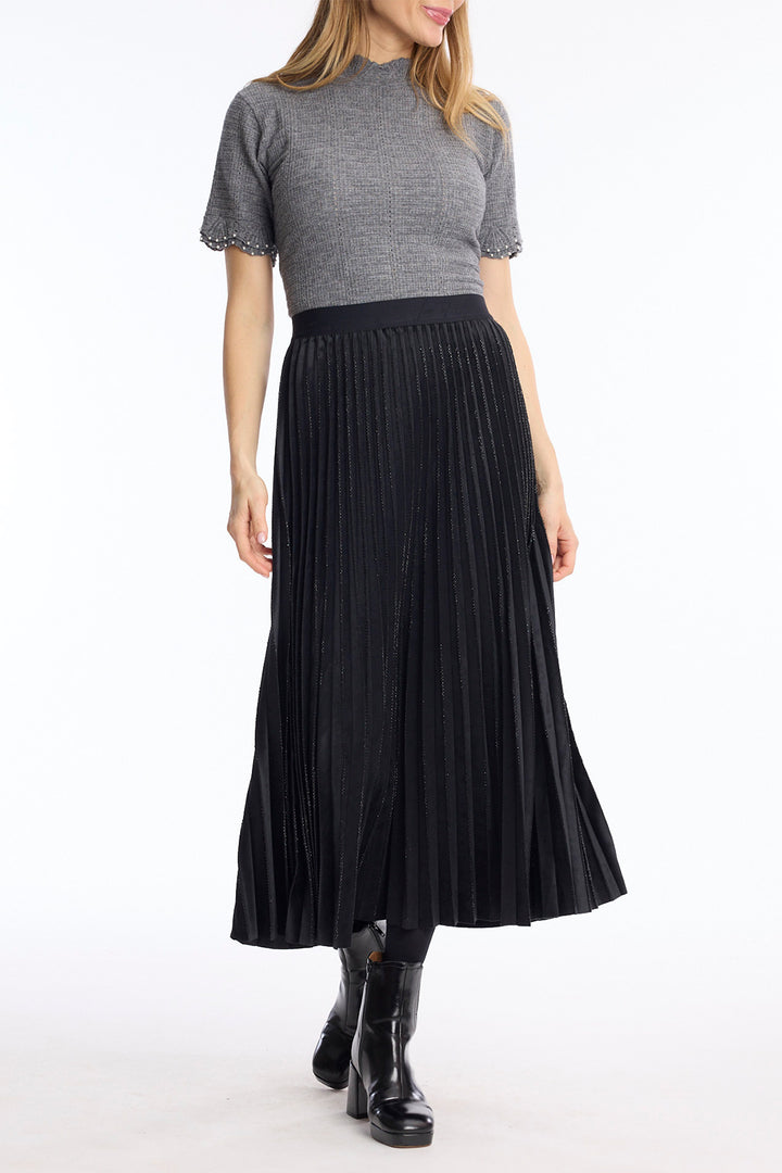 Leo &amp; Ugo KHJ969 Black Pleated Midi Skirt, full length