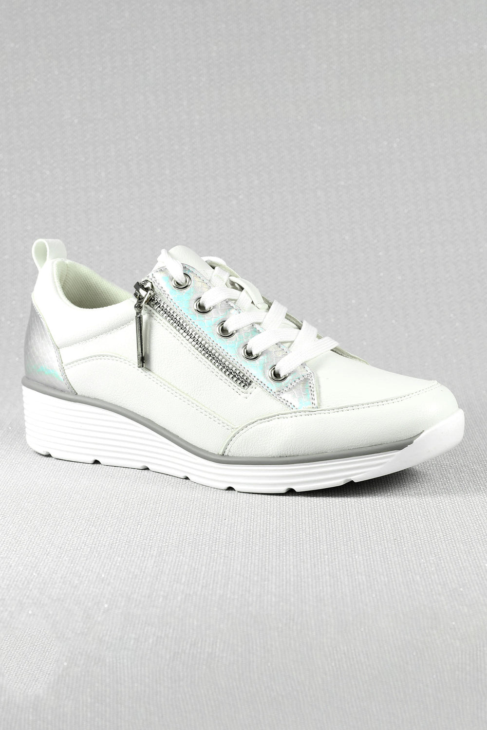Lunar DLW004 White Kiley Trainers - Experience Boutique