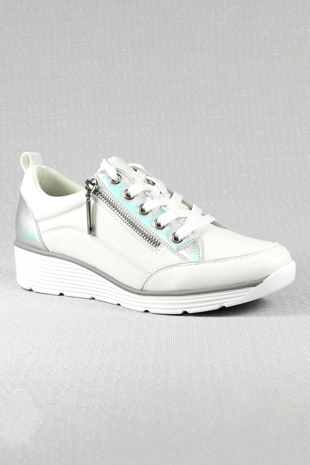 Lunar DLW004 White Kiley Trainers - Experience Boutique