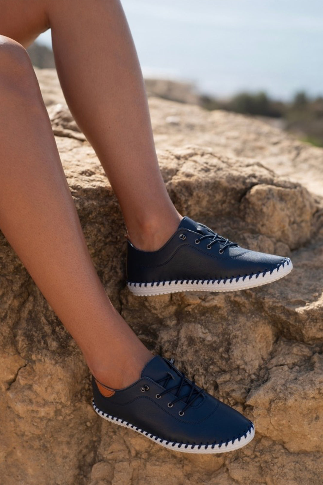 Lunar FLE030 Navy St Ives Leather Plimsolls
