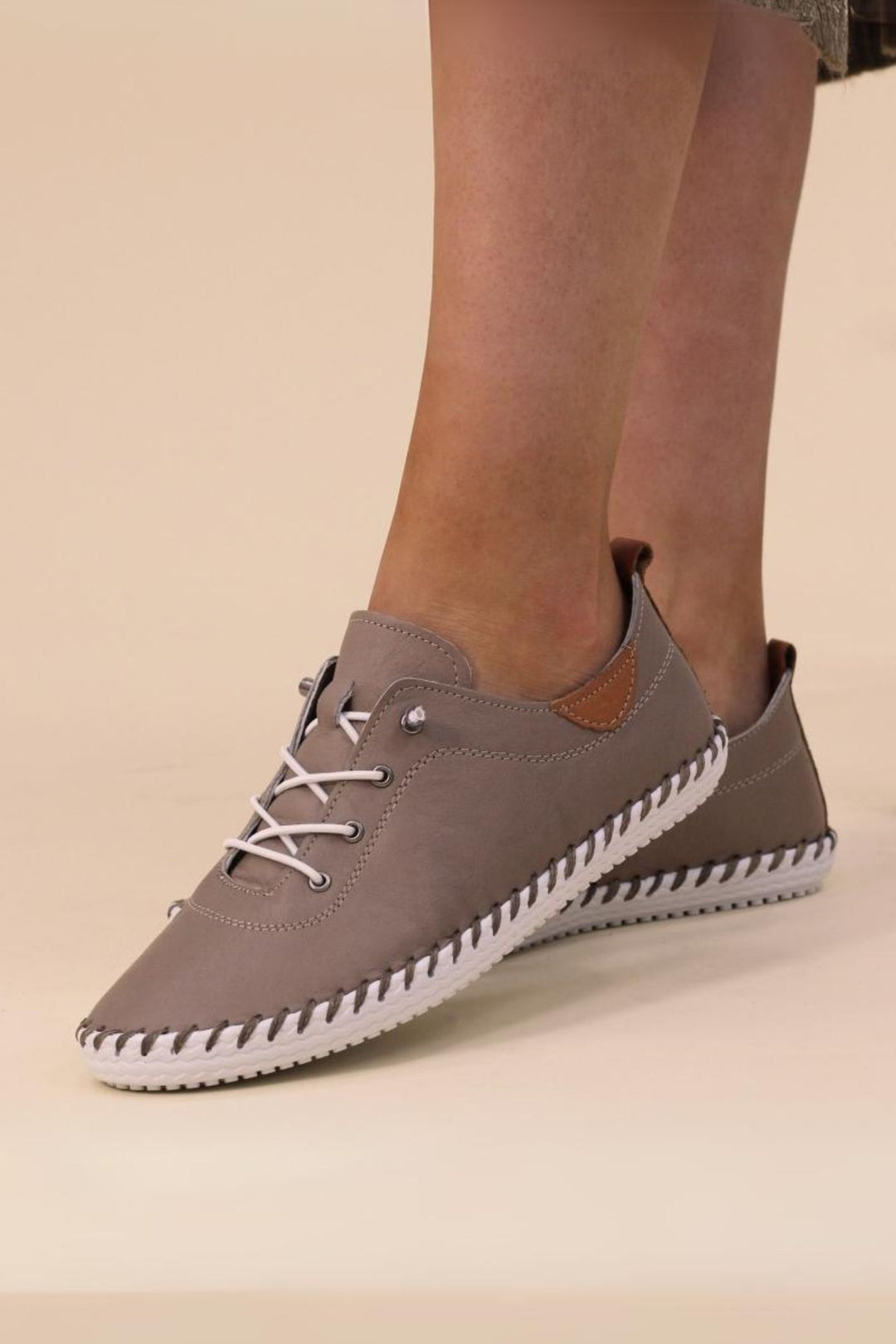 Lunar FLE030 Taupe St Ives Leather Plimsolls – Experience Boutique