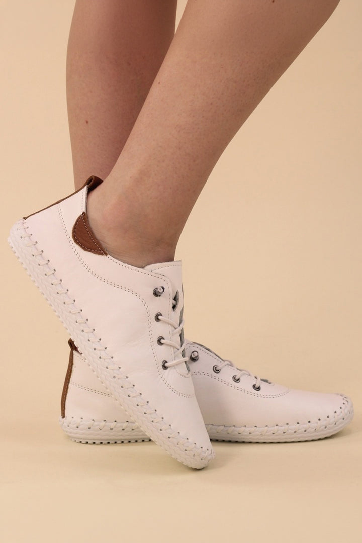 Lunar FLE030 White St Ives Plimsole Trainers