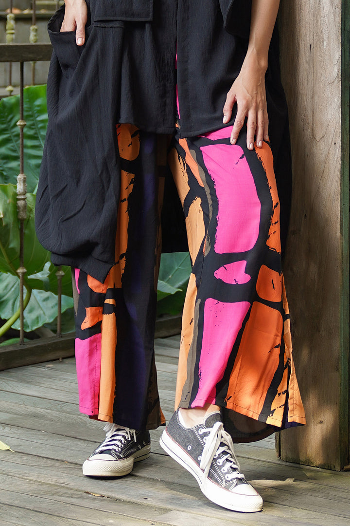 Tara Vao Manna 4016B Black Multicolour Print Pull-On Trousers