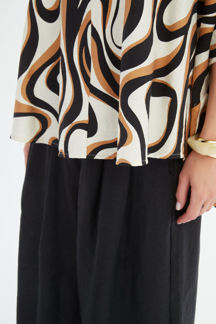 Tirelli 25A3729 Caramel Swirl Notch Neck Print Top