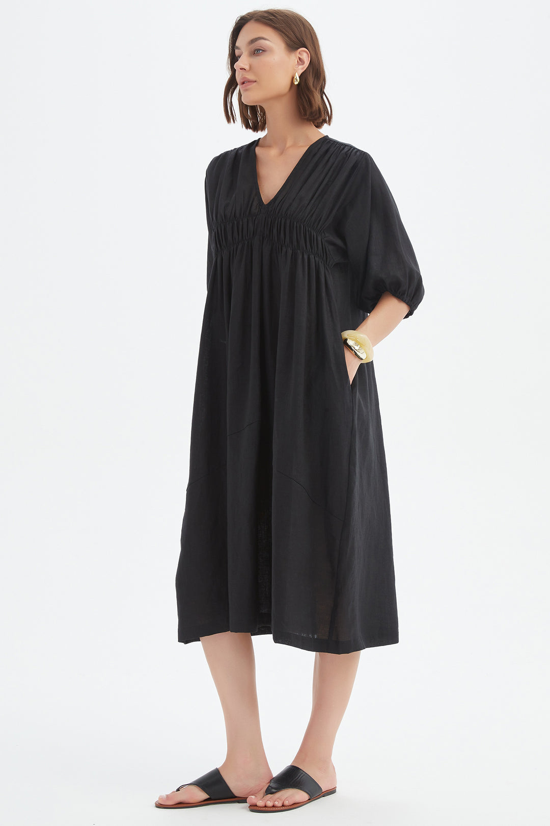 Tirelli 25D3722 Black Puff Sleeve Gather Front Linen Dress
