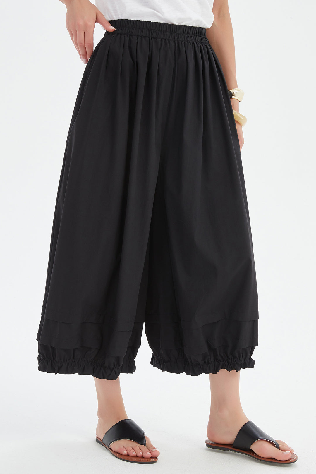 Tirelli 25P3734 Black Ruffle Cuff Easy Wide Leg Cropped Trousers